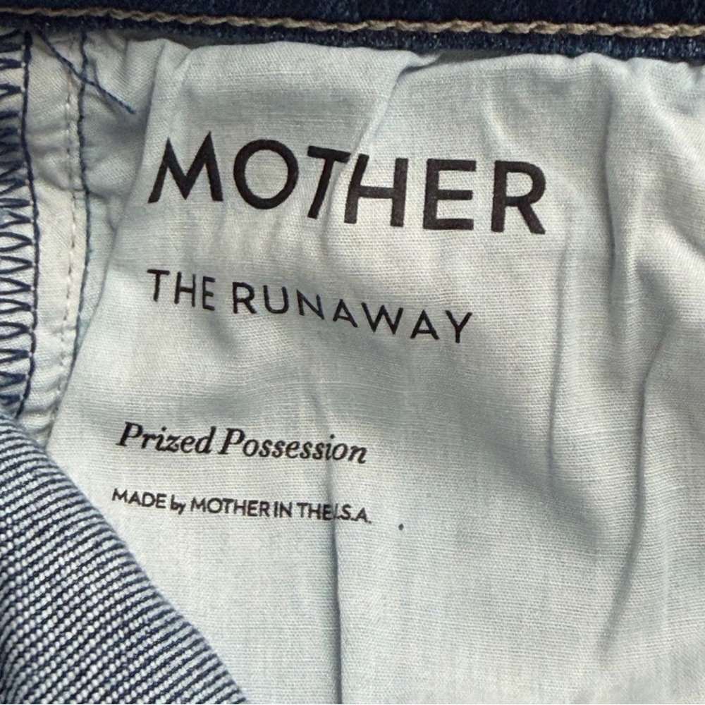 New MOTHER The Runaway Jeans in Prized Possession - Size 25 - Picture 9 of 14